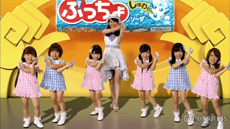 新テレビCM「ぷっちょで歌のお姉さん」篇より