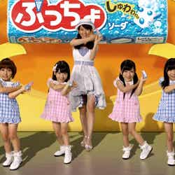 新テレビCM「ぷっちょで歌のお姉さん」篇より