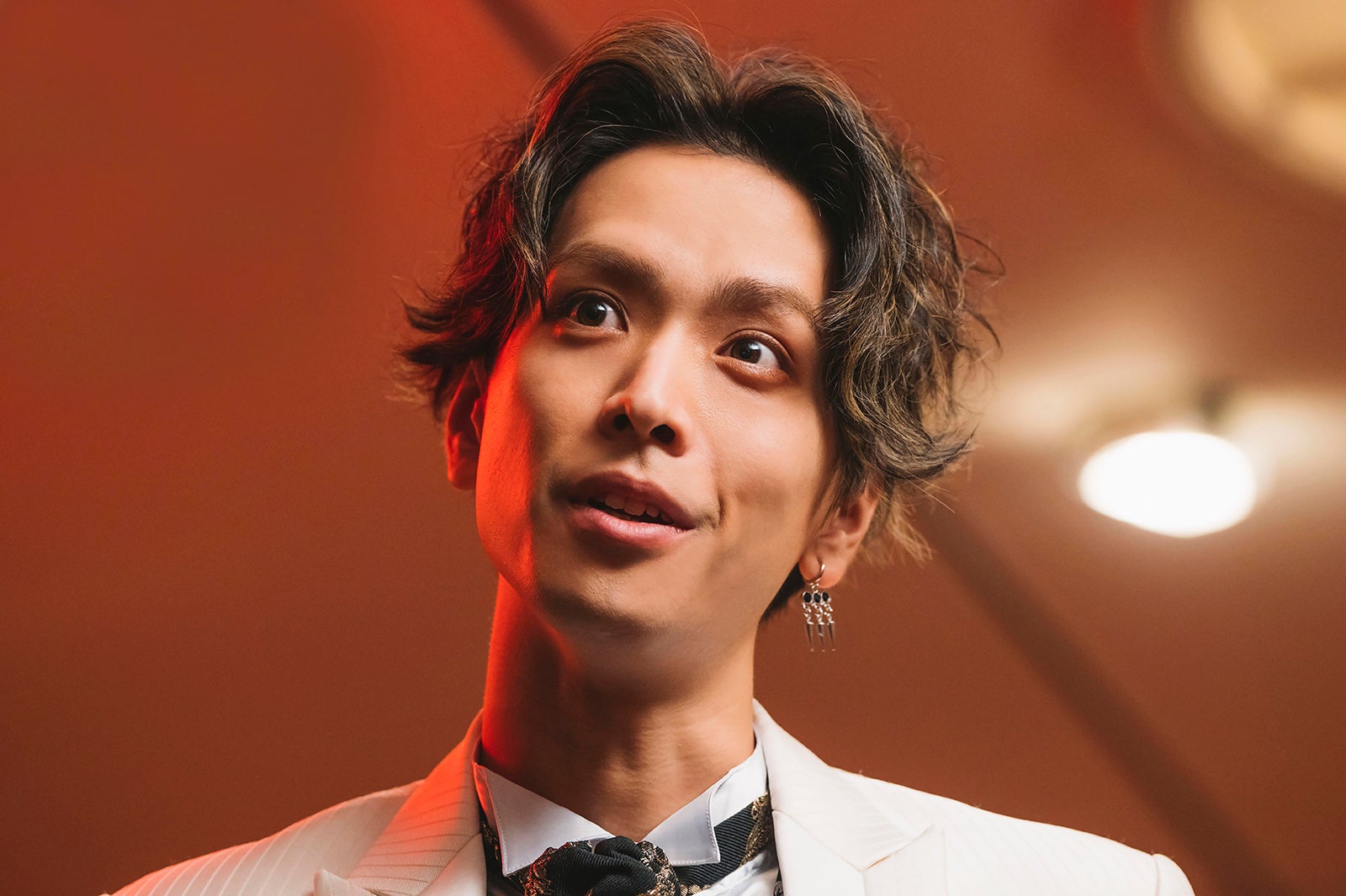 黒羽麻璃央「恋と弾丸」第8話より（C）箕野希望・小学館／「恋と弾丸」製作委員会・MBS