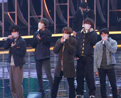 King & Prince、マスク姿で紅白リハ登場 幻想的なステージに<紅白リハ1日目>