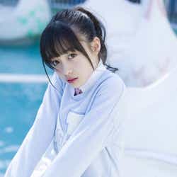 モデルプレス - “天使すぎる”橋本環奈、本格グラビアで“ピュアな色気”