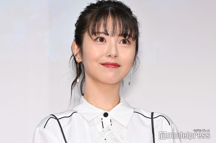 浜辺美波(C)モデルプレス