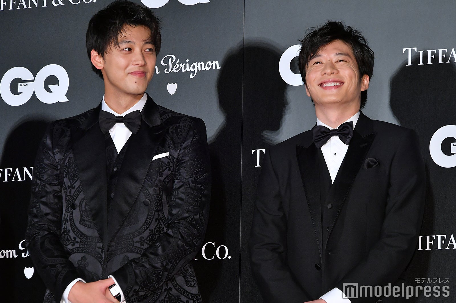 竹内涼真、田中圭（C）モデルプレス