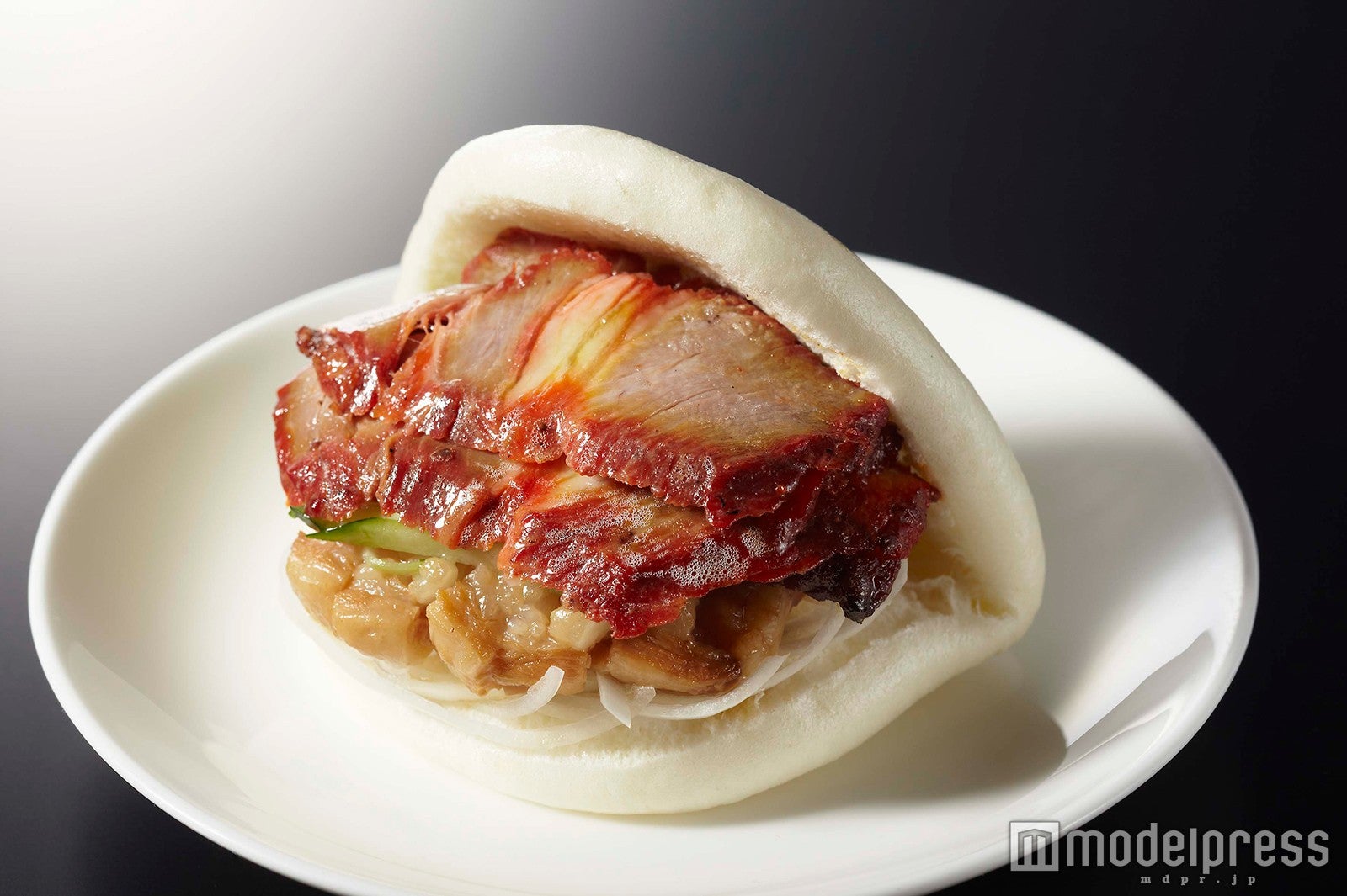 「スーツァンレストラン陳」チャイニーズ・W叉焼バーガー801円