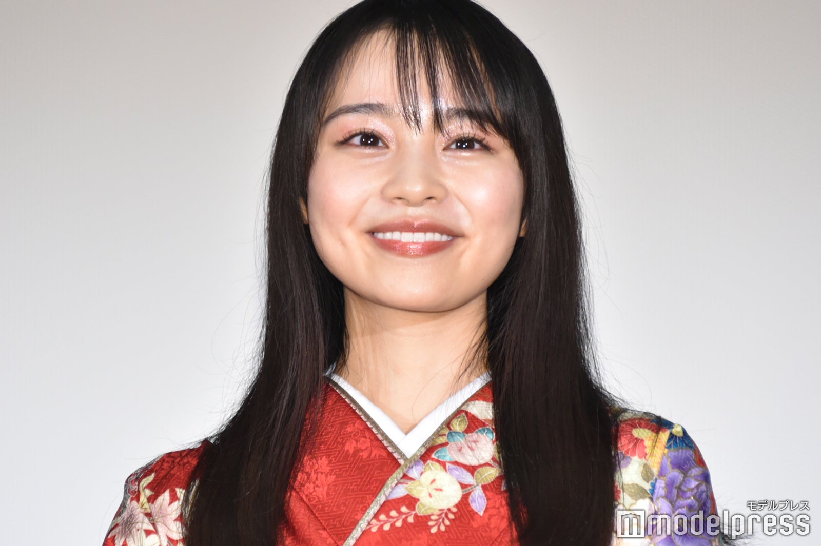 林芽亜里（C）モデルプレス