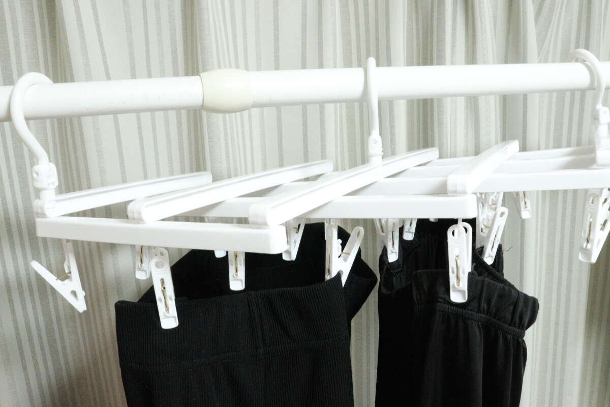 伸縮角ハンガー（17ピンチ）　使用例