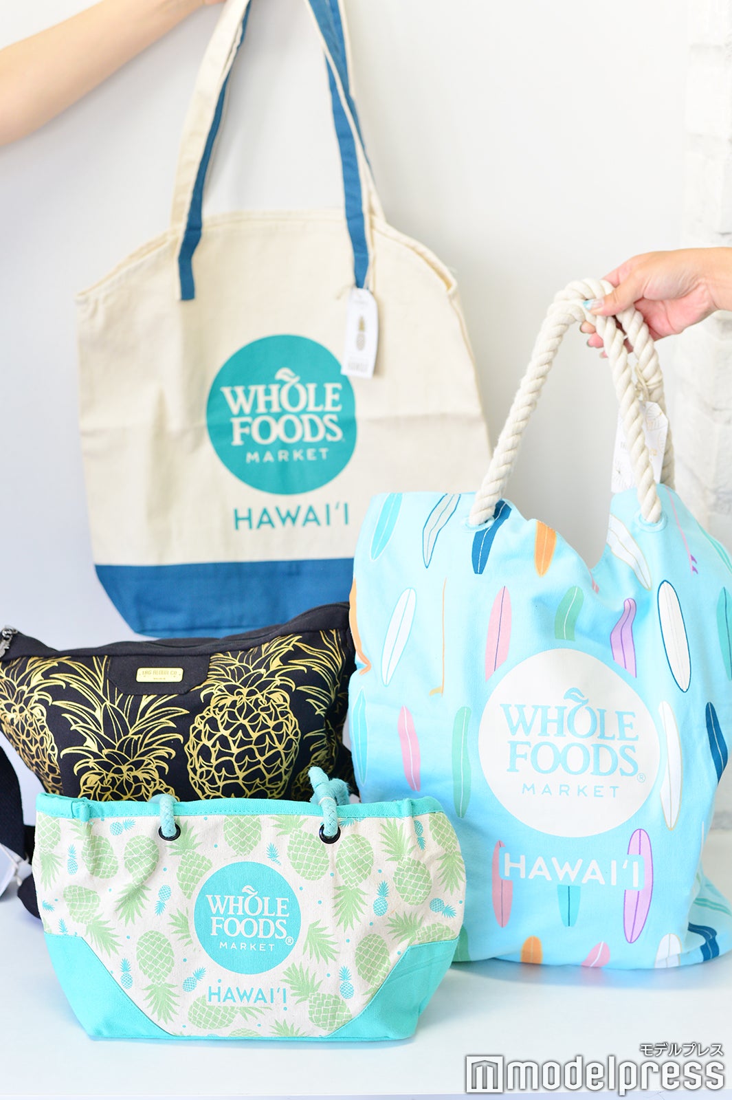 エコバッグ（右下）$29.99（C）モデルプレス