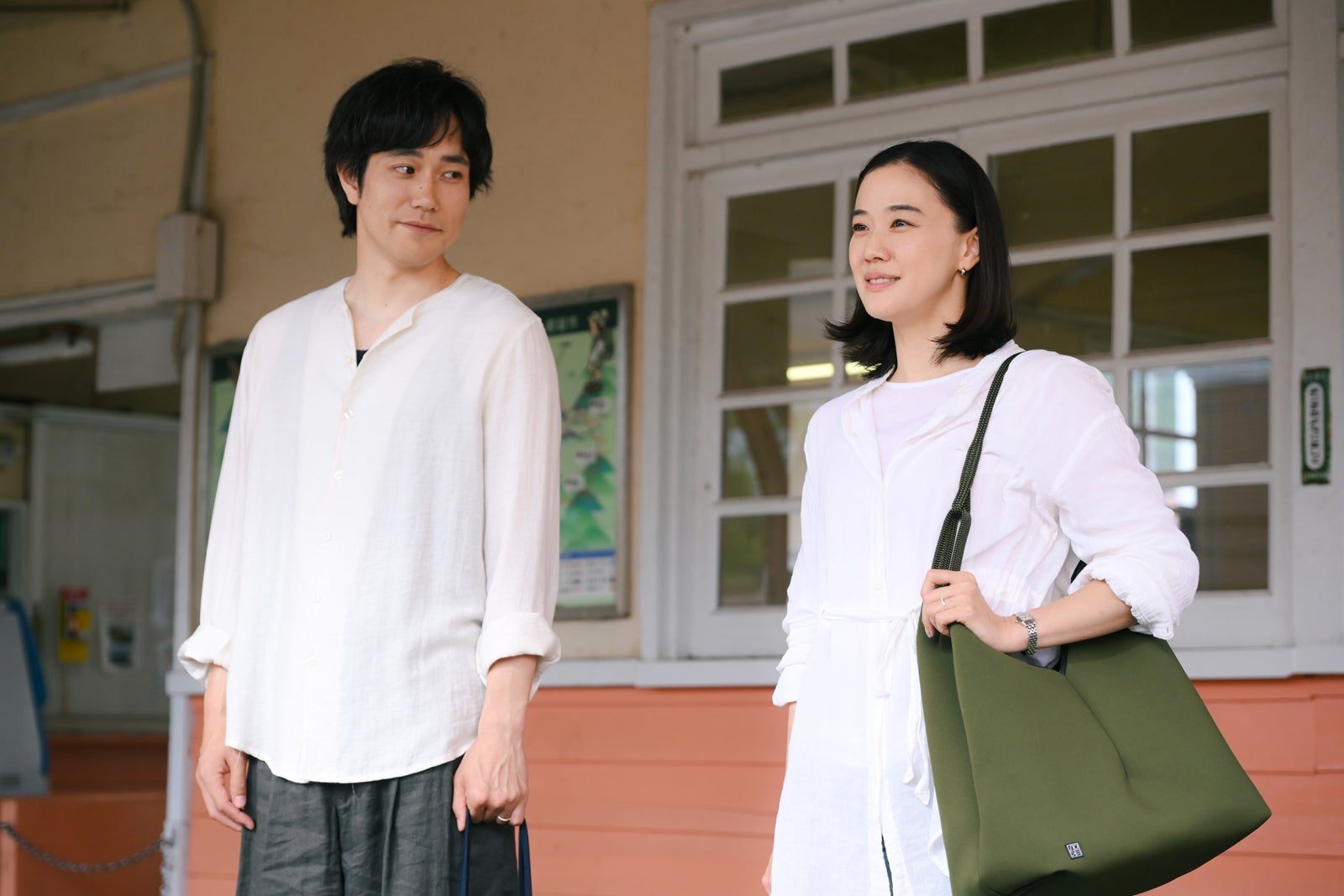 松山ケンイチ、蒼井優「Tシャツが乾くまで」（C）TBS