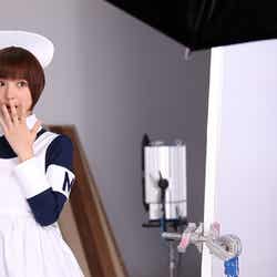 篠田麻里子/新CM「メンソレータムマリコ」篇メイキングショット