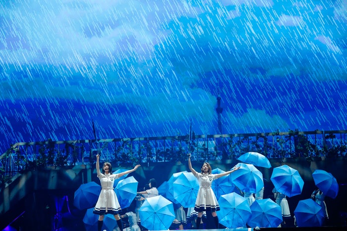 欅坂46詳細ライブレポ 初東京ドーム公演完走 不協和音 で会場揺れる 平手友梨奈ソロ曲 角を曲がる も初披露 夏の全国アリーナツアー19 セットリスト モデルプレス