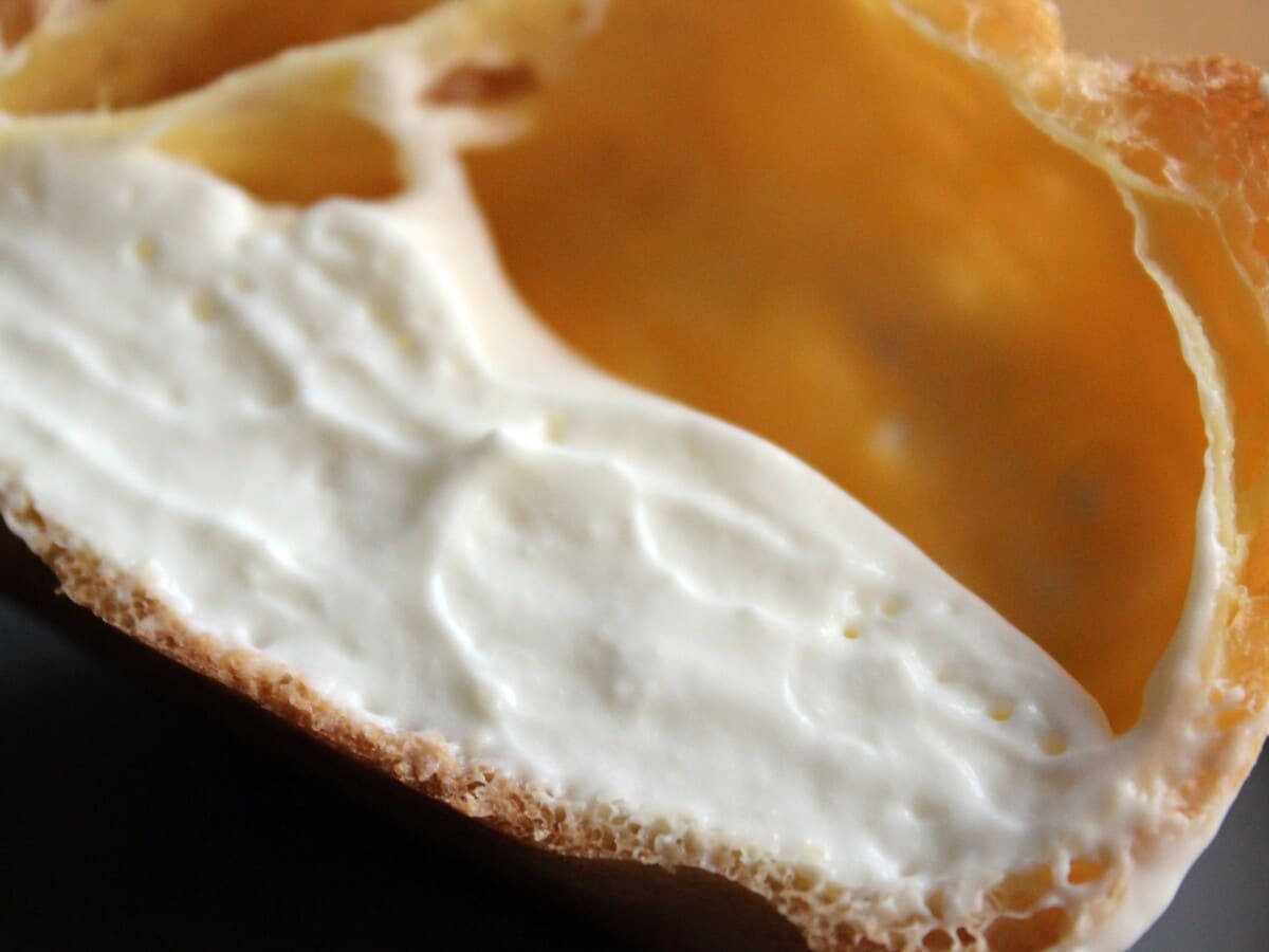 食べた印象は「ミルククリーム」。でも「ミルクホイップ」でも違和感のない味わいでした