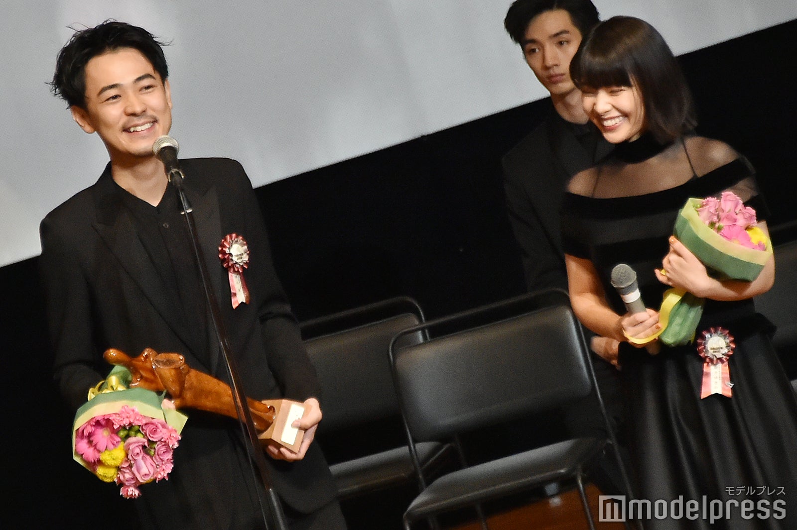 成田凌「褒められているのか、けなされているのか…」 岸井ゆきのと「愛がなんだ」コンビでW受賞＜第11回TAMA映画賞＞