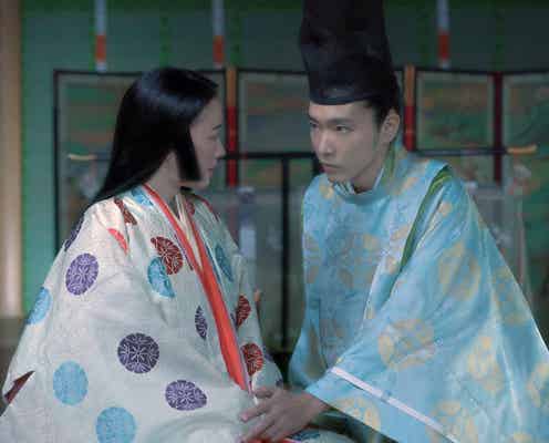 「光る君へ」倫子(黒木華)、道長(柄本佑)を押し倒す まひろ(吉高由里子)との“心の声”の対比が切ない