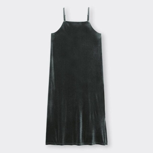 GU 着こなしパターン 秋コーデ 旬見え 6パターン たむ イラスト GU 着こなしパターン 秋コーデ 旬見え 6パターン たむ イラスト ベロアキャミソールワンピース