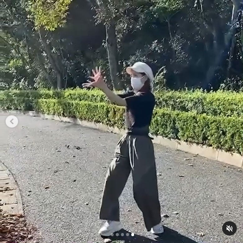 NiziUマコ、超能力を使えた？不思議な動画に反響「どうなってるの？」「可愛すぎる」