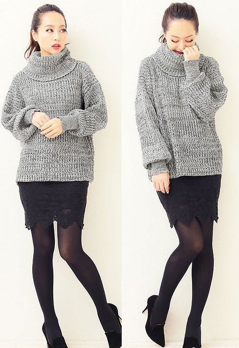 ボリュームタートルネックゆるニットプルオーバートップス「神戸レタス」2780円（税込）／画像提供：神戸レタス