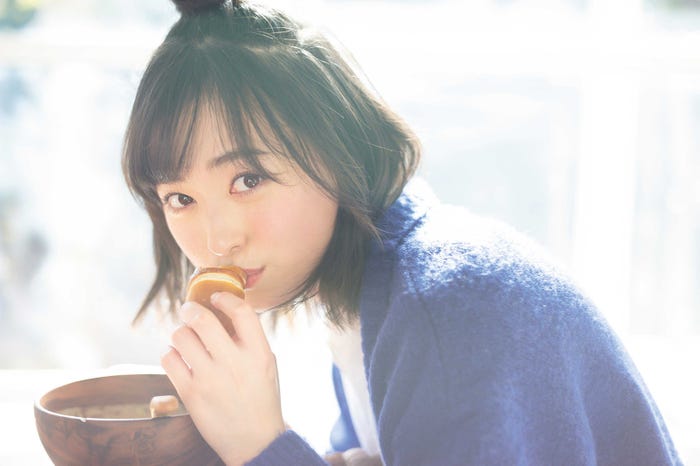 福原遥(C)石垣星児、光文社
