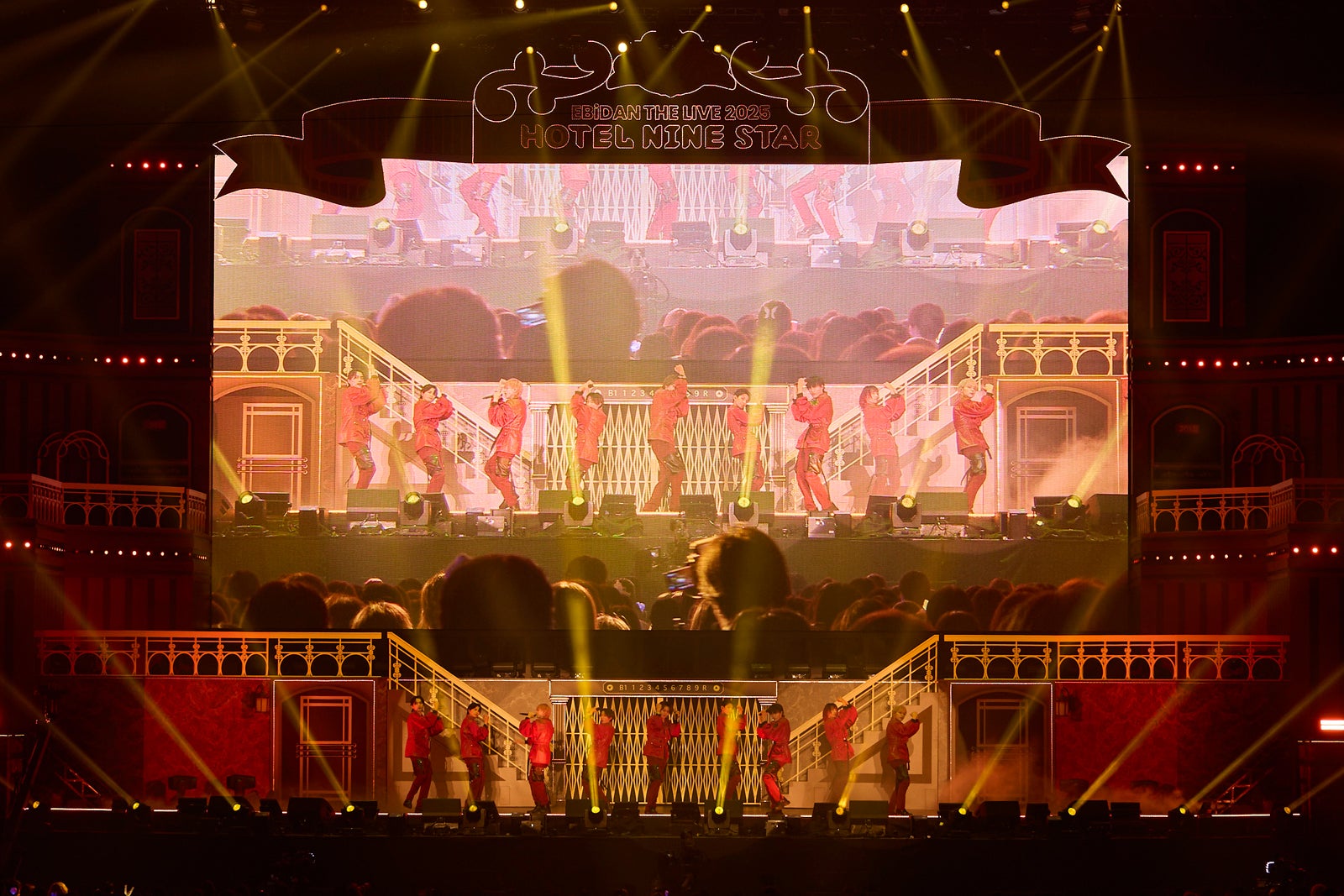 ULTRA★PHOENIX「La Vida Loca」（撮影：ウチダアキヤ／草間智博）