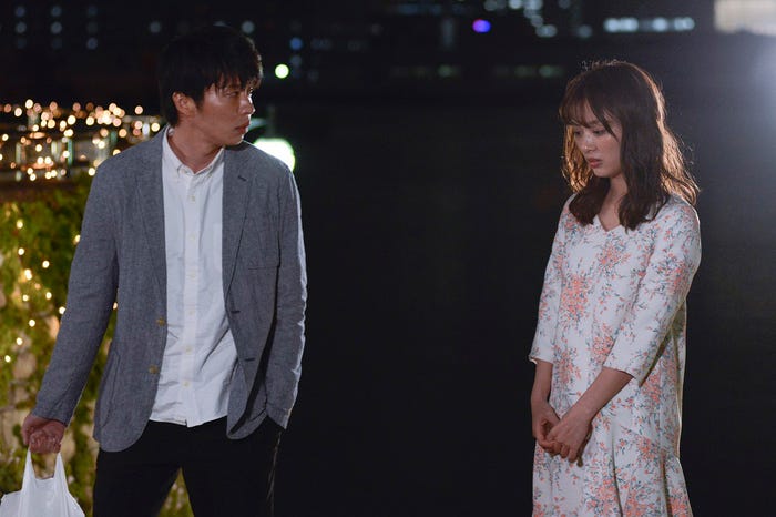 田中圭、内田理央/「おっさんずラブ」第6話より(C)テレビ朝日