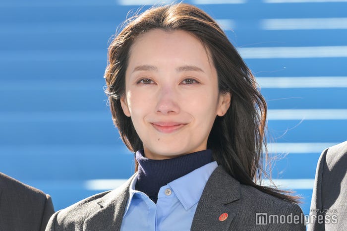 波瑠(C)モデルプレス