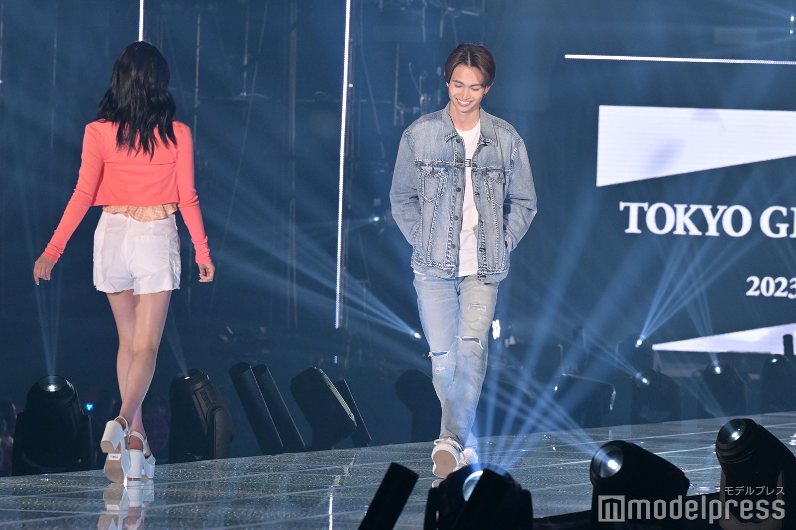 綱啓永（C）モデルプレス