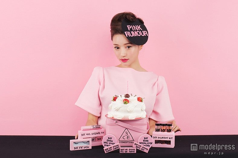 「3 CONCEPT EYES」