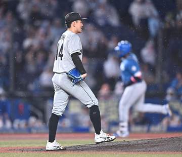 ロッテが3連敗、借金は優勝確率0％の「9」に 小島4失点4敗目 打線は六回無死満塁の絶好機に無得点 山口1号2ランも空砲