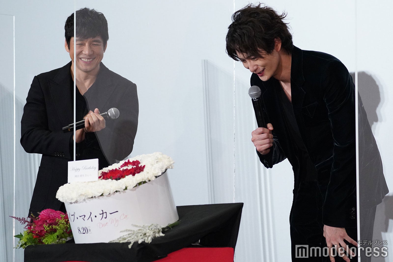 岡田将生、バースデーサプライズに気づかず驚き 西島秀俊が絶賛「岡田君の演技は突出してすごい」＜ドライブ・マイ・カー＞