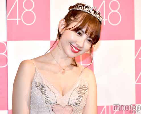 秋元康が語る“小嶋陽菜がすごかったところ” 48グループの相次ぐ卒業にコメント
