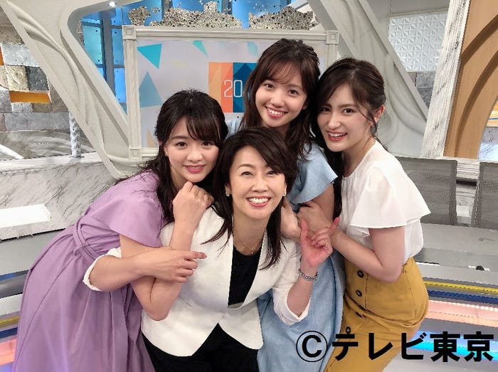 (左から)森香澄、佐々木明子(メインキャスター)、田中瞳、池谷実悠(C)テレビ東京