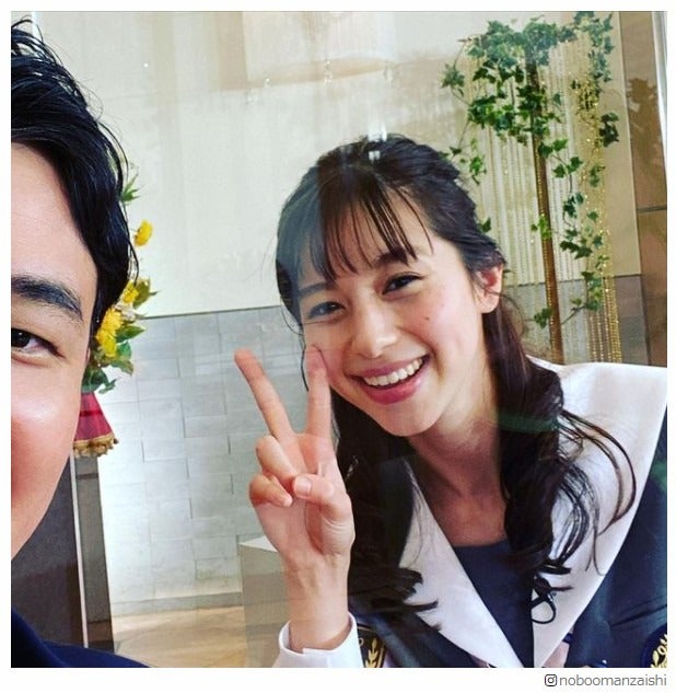 中条あやみの顔が“小さすぎる”と話題に「顔のサイズ、赤ちゃんのグー」