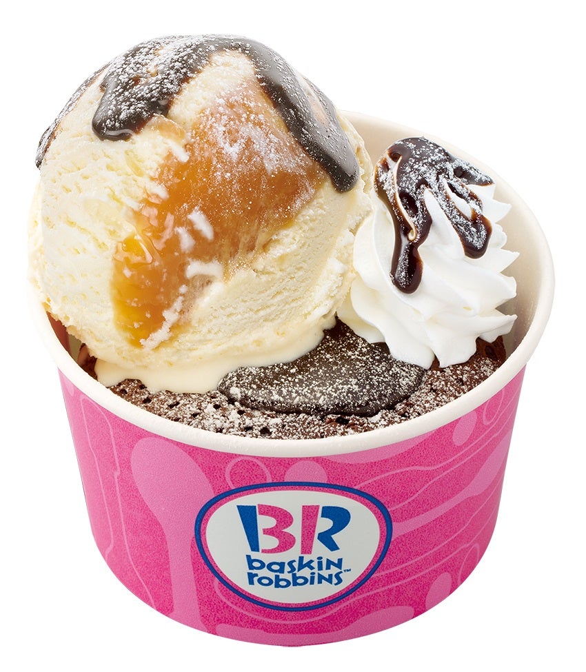 サーティワン、冬の定番“ひやあつドルチェ”に塩キャラメルとラズベリーが仲間入り