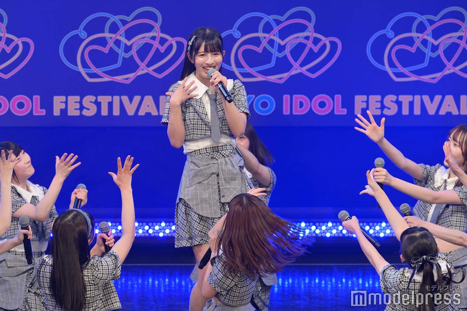 ≠ME （C）モデルプレス