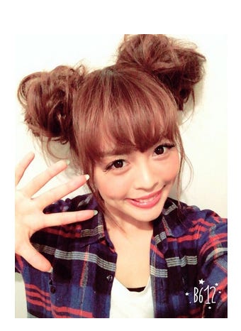 鈴木奈々に扮した板橋瑠美/オフィシャルブログ(Ameba)より