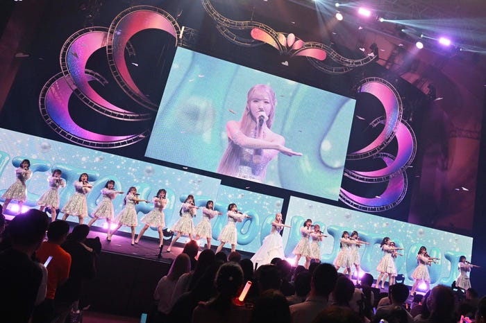 「本田仁美 卒業コンサート~夢と希望に満ちた道~」(C)AKB48