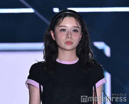 田鍋梨々花、ミニ丈ワンピから美脚スラリ チュールでガーリーな雰囲気【TGC2025S/S】