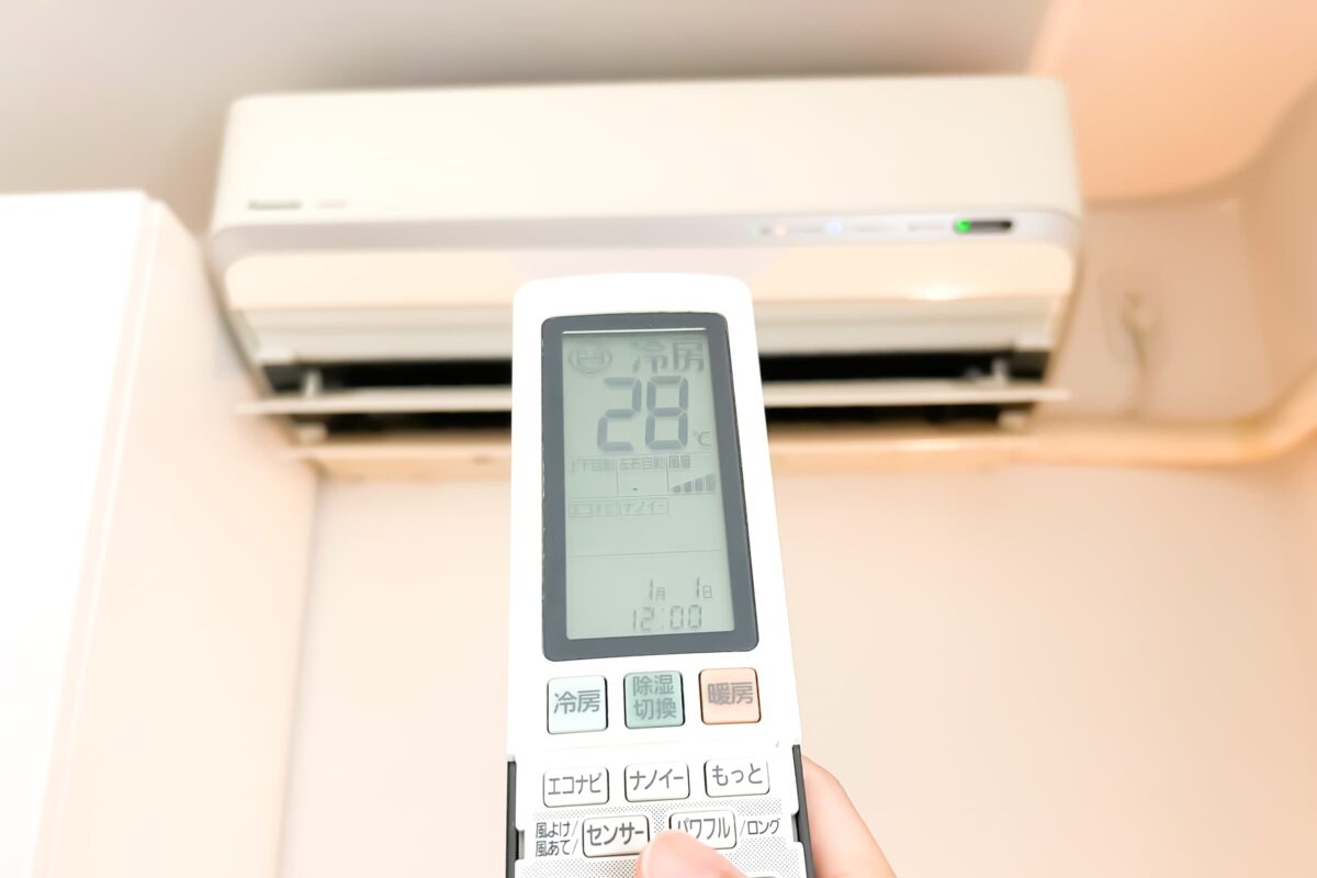 エアコンを「この設定」にするだけで、電気代が“半分以下”に？ 体感でも「涼しくなった」