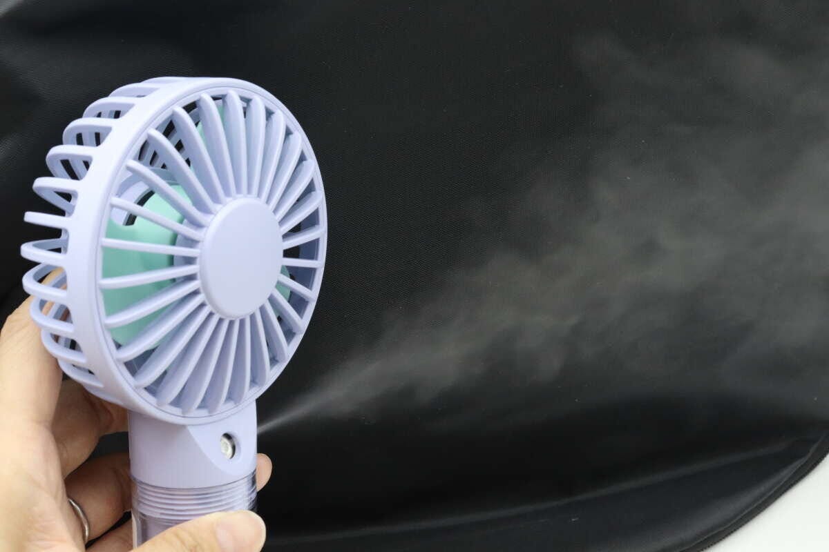 ミスト付ハンディ扇風機 ミスト噴霧 ミスト付ハンディ扇風機 ミスト噴霧