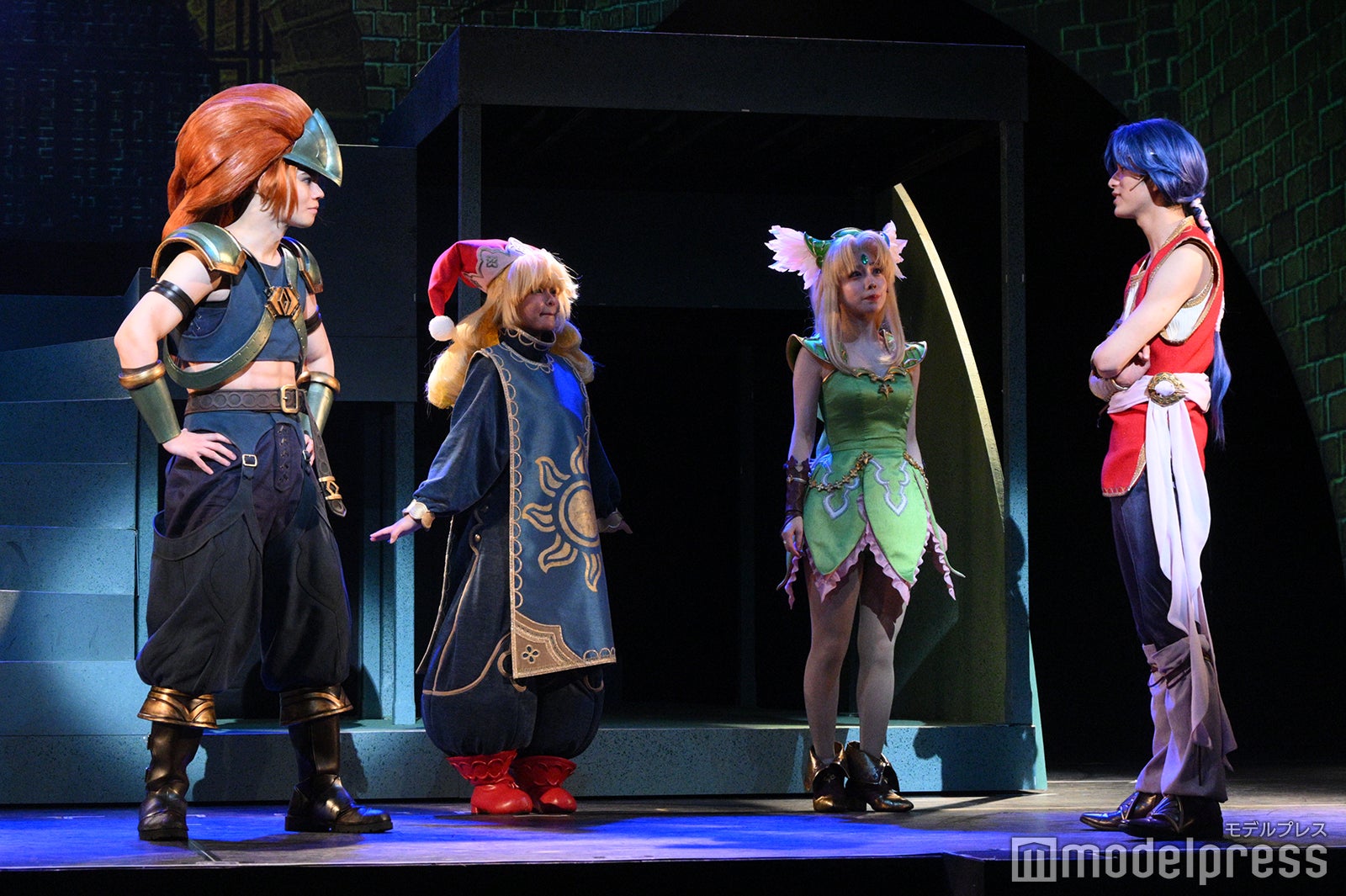 小笠原海、宮崎あみさ、礒部花凜、阿久根温世（C）モデルプレス