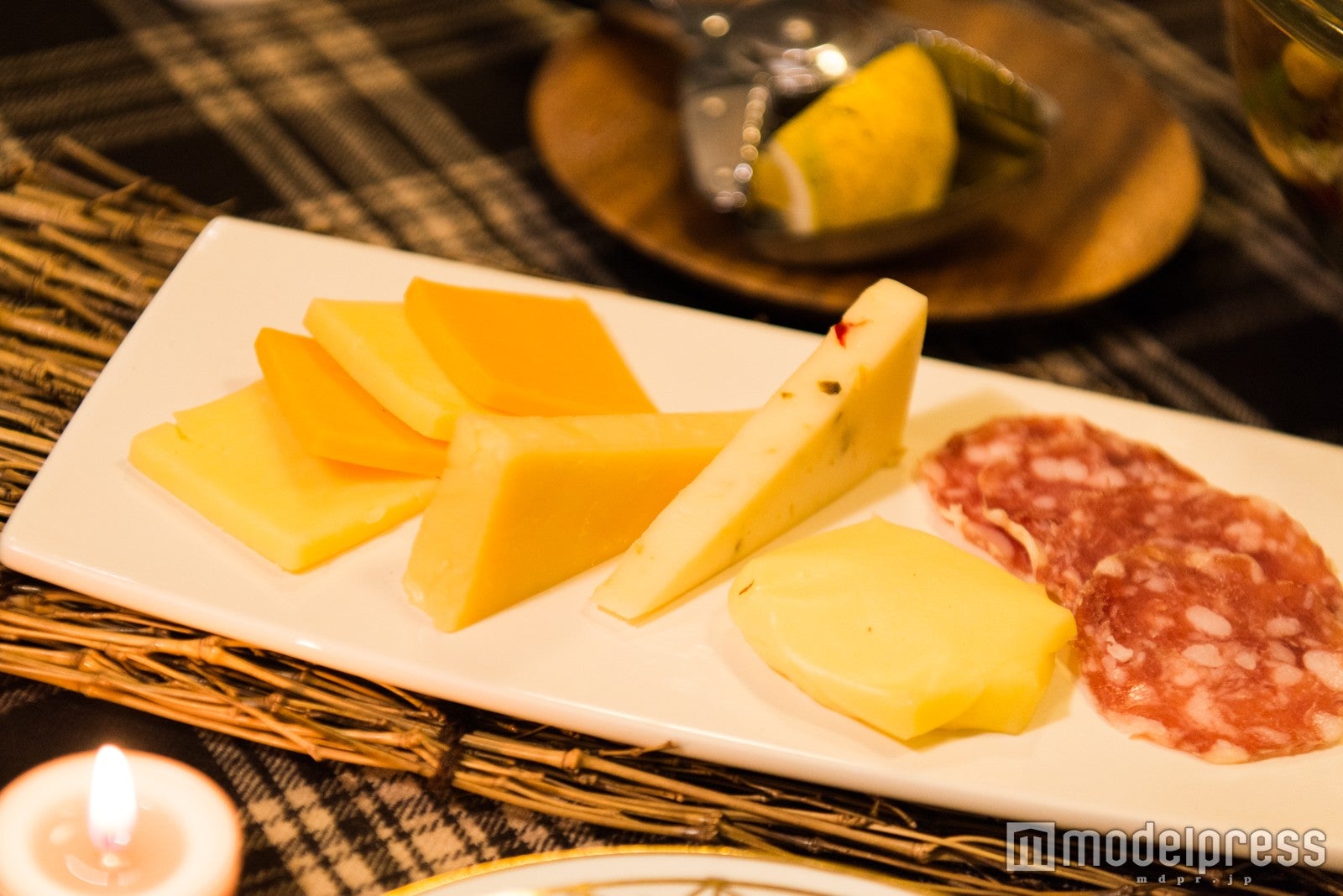 異素材の組み合わせもオシャレ魅せのポイント（C）モデルプレス