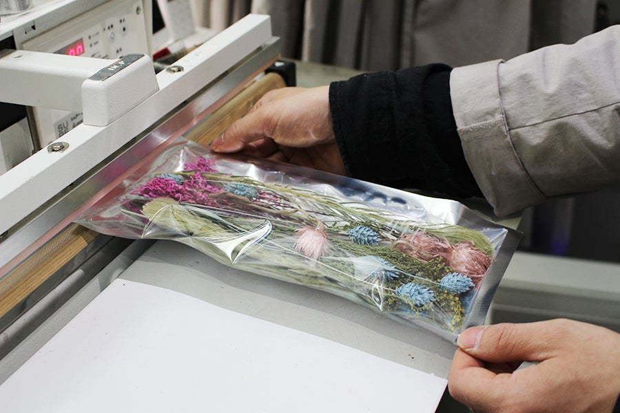 EW.Pharmacy 圧着機