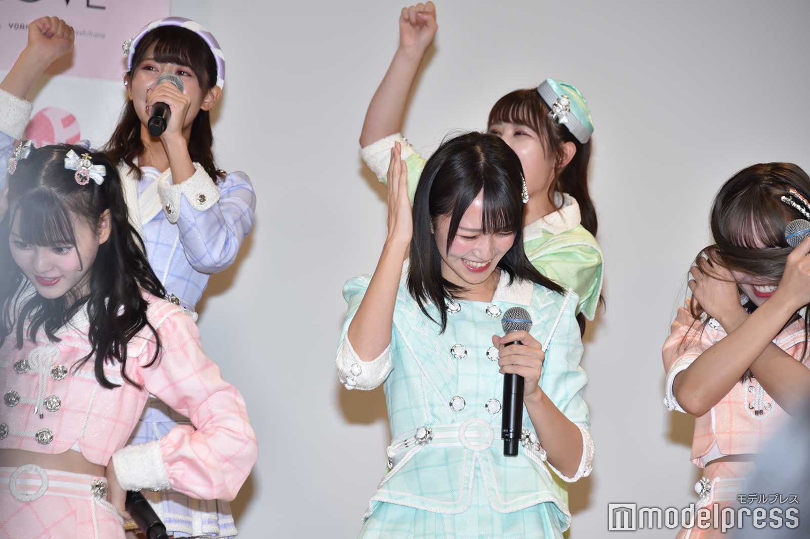 （C）モデルプレス