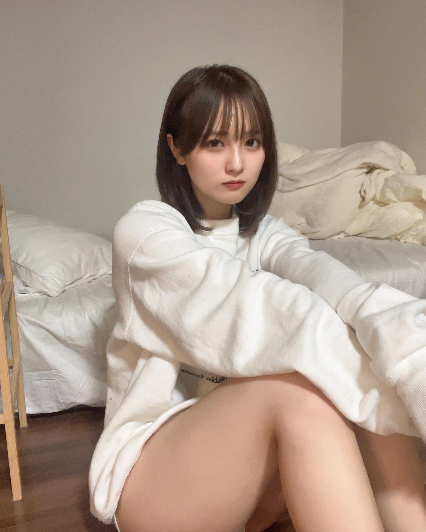 画像1/5) 人気TikTokerあみち。、美太もも全開動画に反響「セクシーすぎる」「あざとかわいい」 - モデルプレス