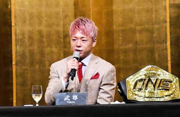 ワンオクTaka、武尊の最終戦見るためにライブ開始時間変更していた…武尊が引退会見で感謝「ギリギリまで見て、勝った瞬間走って行ったと」