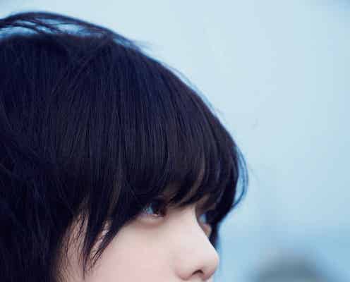欅坂46写真集「21人の未完成」3度目重版で22万部突破<全21人の個別カット公開>