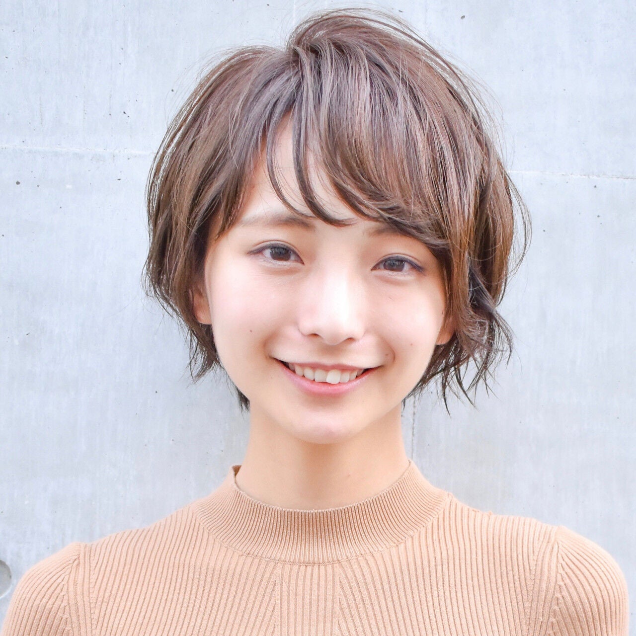 丸顔さん向け 小顔見え 似合わせヘアをご紹介 モデルプレス