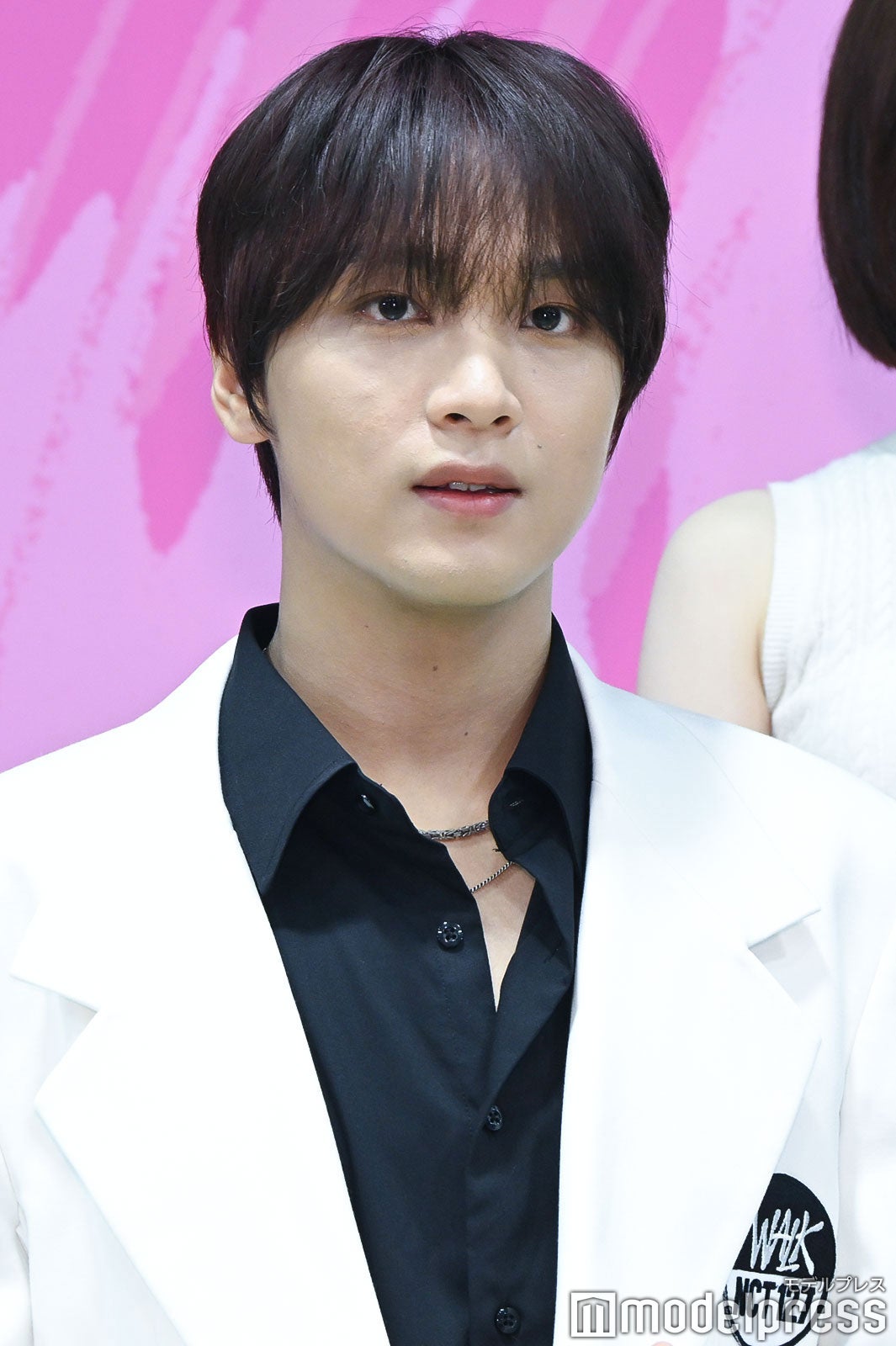 終始小さく拍手をしたりと反応を欠かさなかったヘチャン（C）モデルプレス