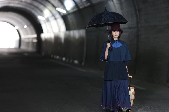 橋本愛(C)日本テレビ