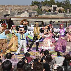 東京ディズニーシーでは「ミッキーとダッフィーのスプリングヴォヤッジ」を開催(c)Disney
