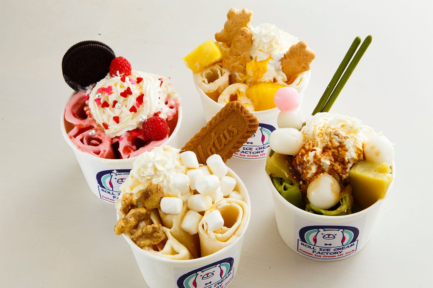 くるっと巻くのが新しい!「ロールアイスクリームファクトリー」原宿にオープン